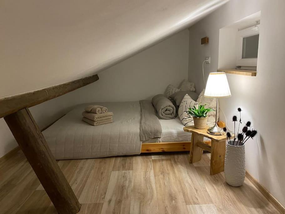 Garden House Apartment *